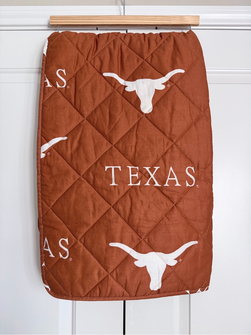 Texas Longhorns Quilted Comforter with Fitted Sheet - Crib/Toddler Bed